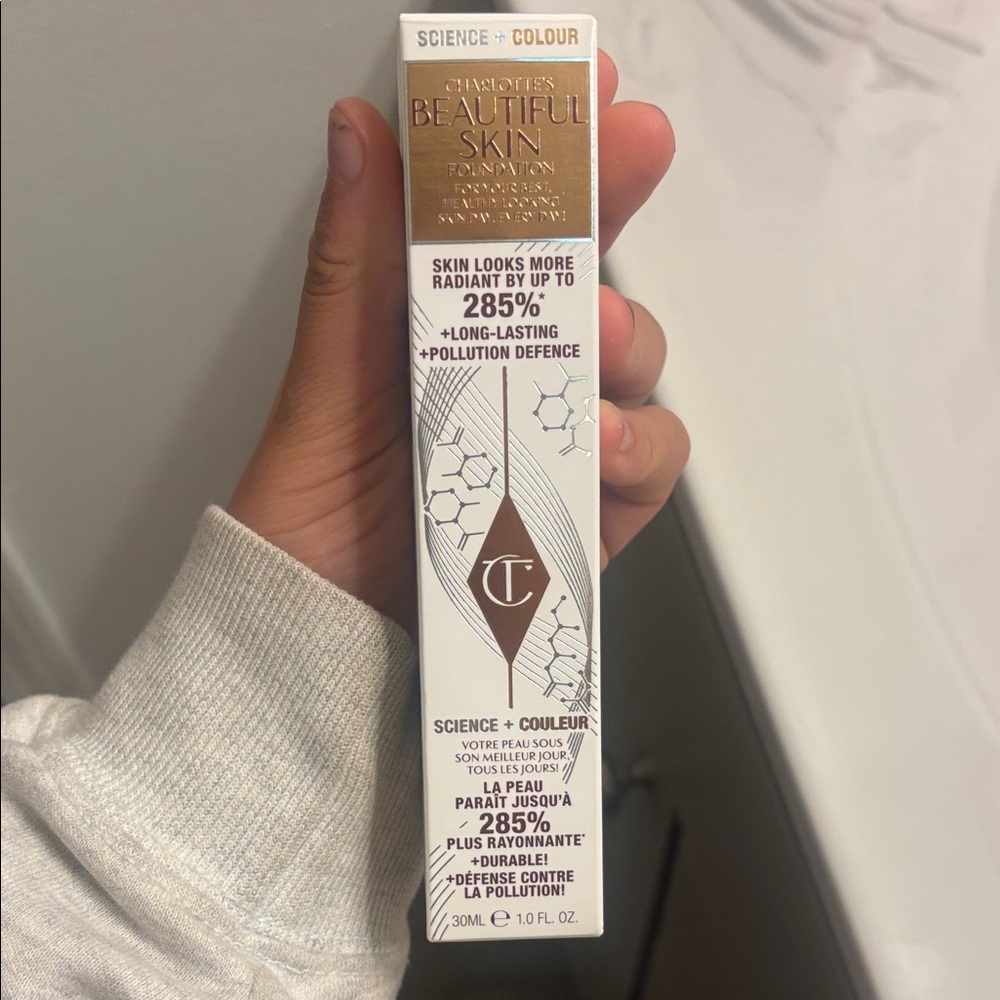 Charlotte Tilbury Beautiful Skin Foundation in White and Gold